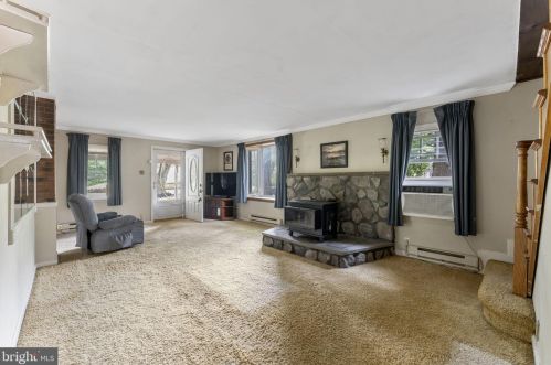 527 Franklin Ave, Cheltenham PA  19012-2031 exterior
