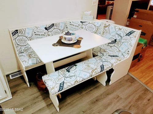 2803 Desert Hawk Pl, Tucson AZ  85713-4388 exterior