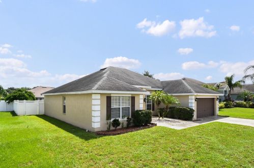 8779 Fort Socrum Village Way, Lakeland, FL 33810-0354