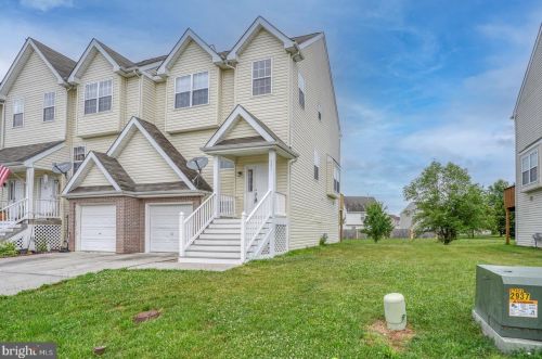 341 Northdown Dr, Dover, DE 19904-5743