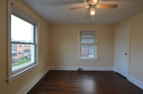 319 Margaret St, Jeannette PA  15644-1824 exterior