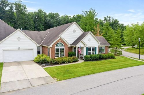 2102 Traverse Creek Dr, Milford, OH 45150-5081