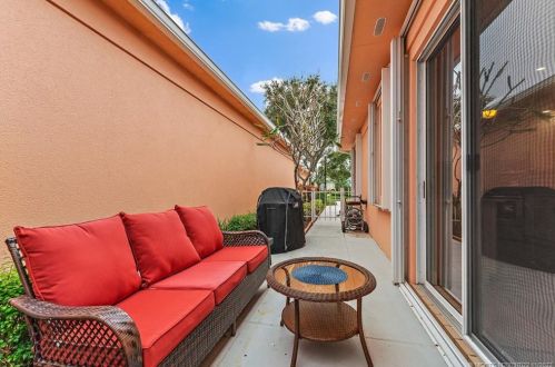 1933 York Ln, Palm City FL  34990-7543 exterior