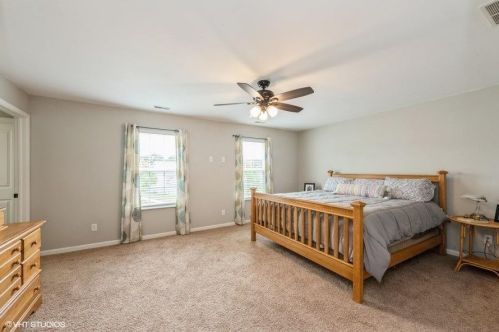 244 Waters End Ct, Valpo, IN 46385-7434