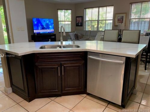 16648 36th St, Hollywood FL  33027-4505 exterior