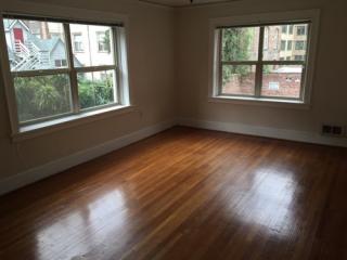 516 Union St, Seattle WA  98122-2309 exterior