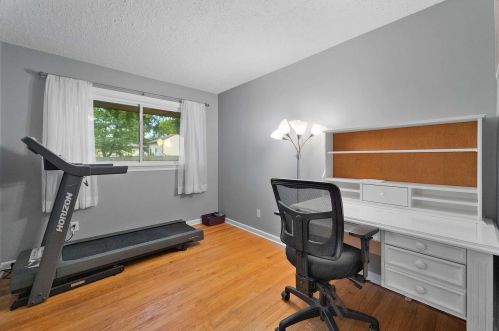 5129 Camden Rd, Madison WI 53716-2810 exterior