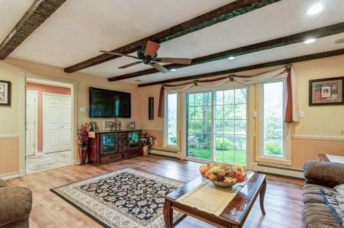 297 Church Rd, Tompkins Corners NY  10579-2515 exterior