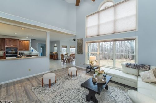 8 Jenny Ln, Wantage NJ  07461-4550 exterior