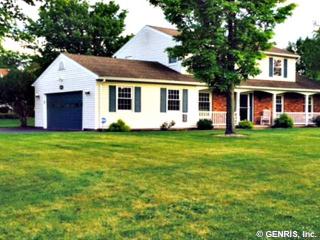 182 Pen Creek Dr, Webster, NY 14580-2240
