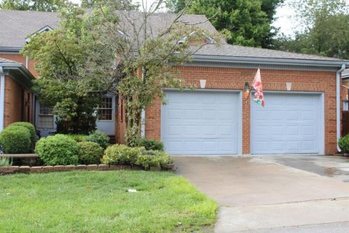 3989 Terrace Woods Ln, Lexington, KY 40513-1396