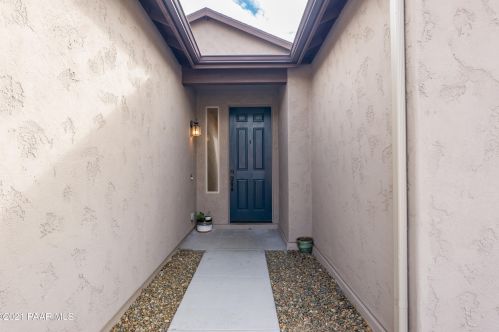 1415 Essex Way, Chino Valley, AZ 86323-5814