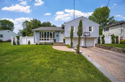 12 Essex Pl, Hartsdale, NY 10530-1206