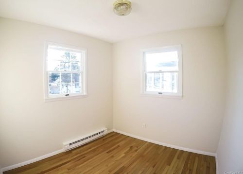 36 Floradan Rd, Tompkins Corners NY  10579-3032 exterior