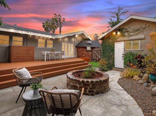 2624 8th St, Long Beach, CA 90804-4709