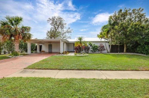 1268 Westlake Blvd, Naples, FL 34103-8918