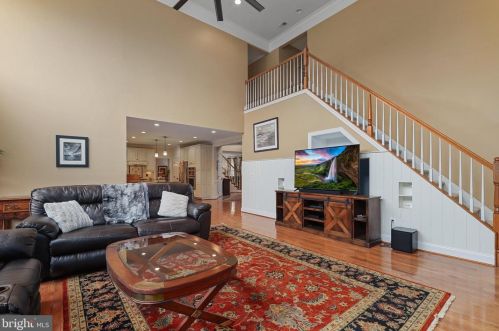 15609 Ryder Cup Dr, Haymarket VA  20169-6160 exterior