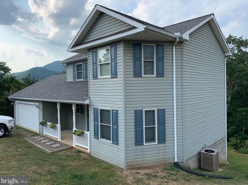 305 Ashland Dr, Ridgeley, WV 26753