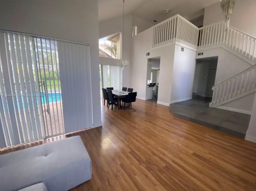 1231 179th Ave, Hollywood FL  33029-3162 exterior