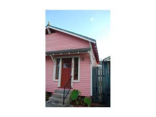 7442 Pitt St, New Orleans LA  70118-3628 exterior