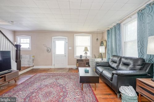 2402 Lexington Ave, Camden NJ  08110-1942 exterior