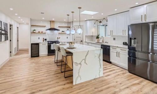 7445 Golfcrest Dr, San Diego CA 92119-1202 exterior