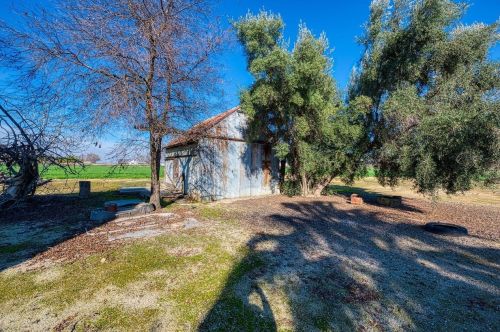 27642 Fig Ln, Newman CA  95360-1145 exterior