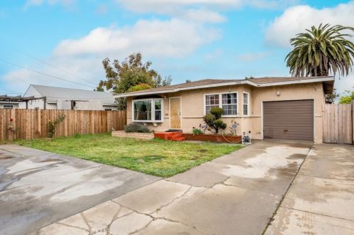 2255 Canal Ave, Long Beach CA  90810-3566 exterior