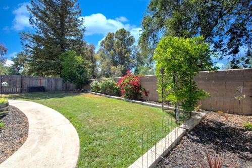 625 Evans Rd, Liberty Farms CA  95620-4272 exterior