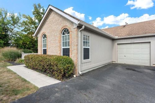 5757 Willow Lake Dr, Darbydale, OH 43123-8839