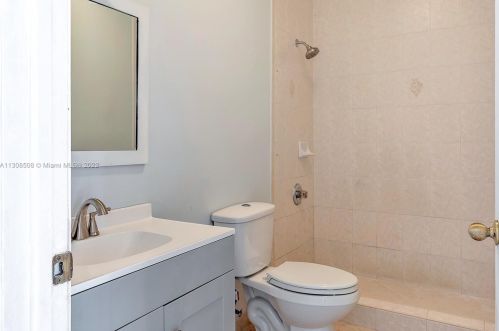 7090 5th Ave, Hialeah FL  33014-4952 exterior