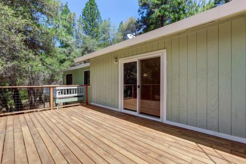 16822 Patricia Way, Grass Valley CA  95949-7228 exterior