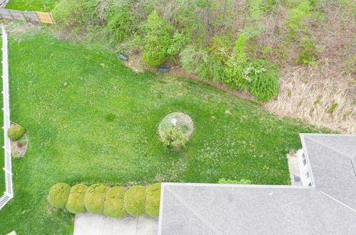 2028 Fortune Ct, Bridgeville PA  15017-3529 exterior