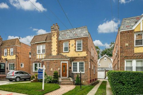 187-06 Ludlum Ave, Jamaica, NY 11412-1050