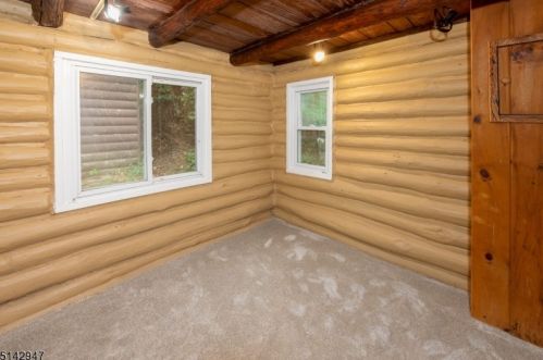 112 Pinecliff Lake Dr, West Milford Lakes NJ  07480-1378 exterior