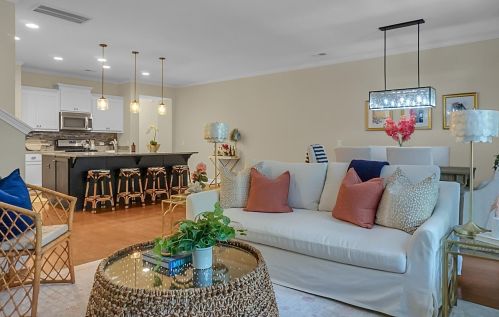 2061 Kings Gate Ln, Mount Pleasant SC  29466-8162 exterior