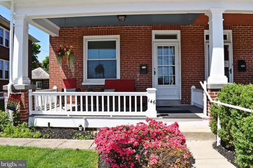 146 Sunset Ave, Ephrata, PA 17522-1921
