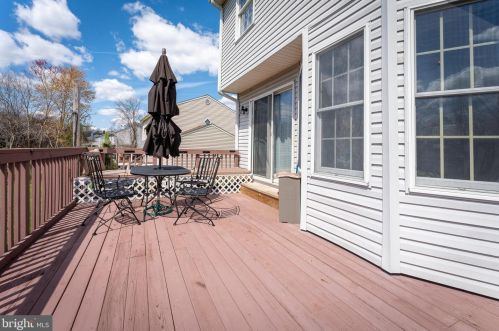 6608 Farmstead Ln, Fredericksburg VA  22407-1703 exterior
