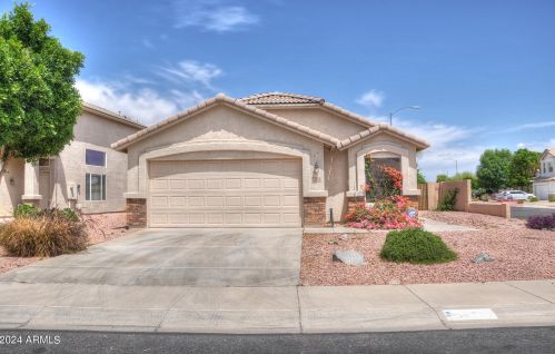 12950 Merrell St, Avondale AZ  85392-6755 exterior
