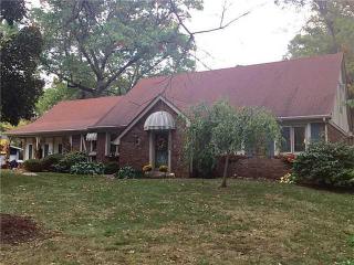 5208 Fredelia Dr, Toledo, OH 43623-2024