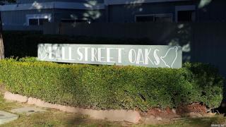 2412 Post Oak Ln, Sacramento, CA 95825-1074