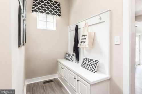 4412 Grandview Rd, Hanover PA 17331-9753 exterior