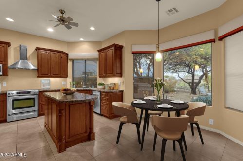 7052 Eagle Feather Rd, Scottsdale, AZ 85266-7112