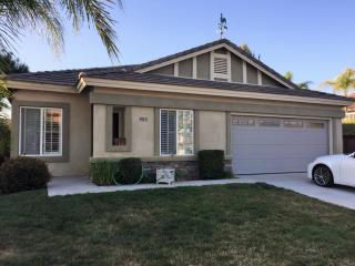 39251 Cardiff Ave, Murrieta CA  92563-3801 exterior