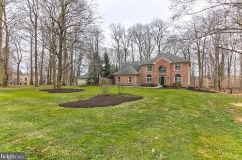 105 Mougins Cir, Kennett Sq, PA 19348-1426