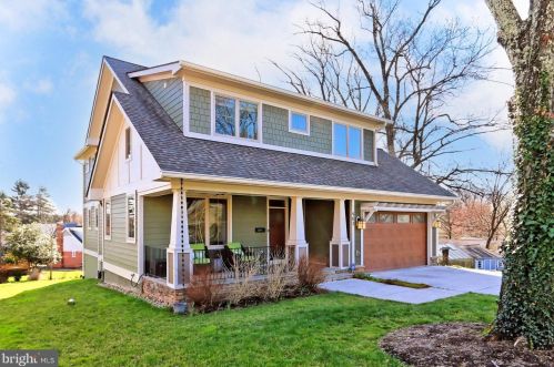 902 Madison Ln, Falls Church VA  22046-2803 exterior