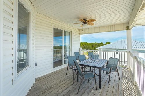949 Gulf Beach Dr, Saint George Island FL  32328-3002 exterior