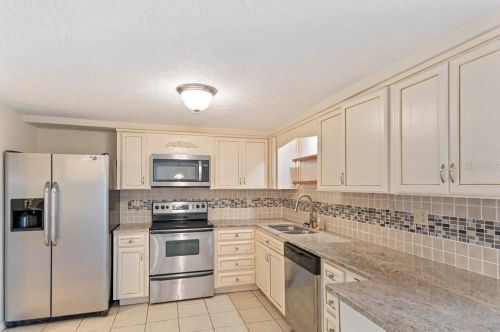 3537 Seffner Dr, Tarpon Springs, FL 34691-3338