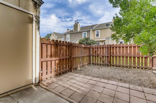 1265 Idalia St, Denver CO  80017-4089 exterior