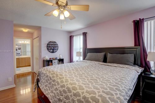 2053 149th Ave, Hollywood FL 33027-4340 exterior